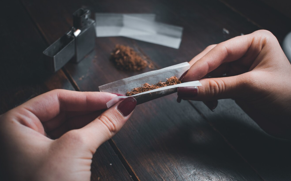 Powder Spliff Lifting Your Spirits: How Smoking A Spliff Can Improve Your Mood - 5 ...